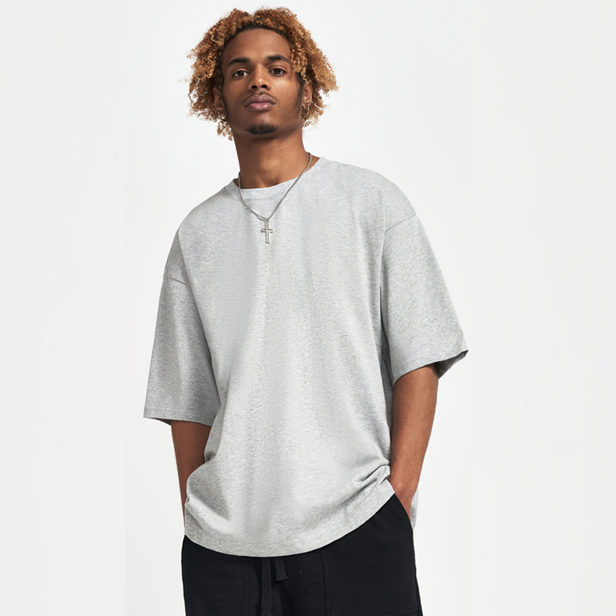 I LIKE MUSIC MORE THAN PEOPLE Streetwear Premium HeyMiamorShop - Vue 3